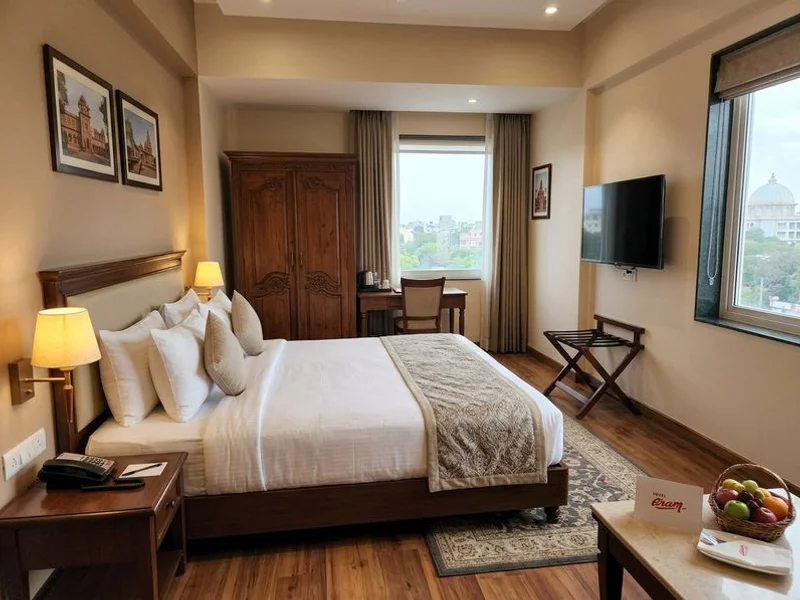 Deluxe Double Room with soundproofing and modern amenities